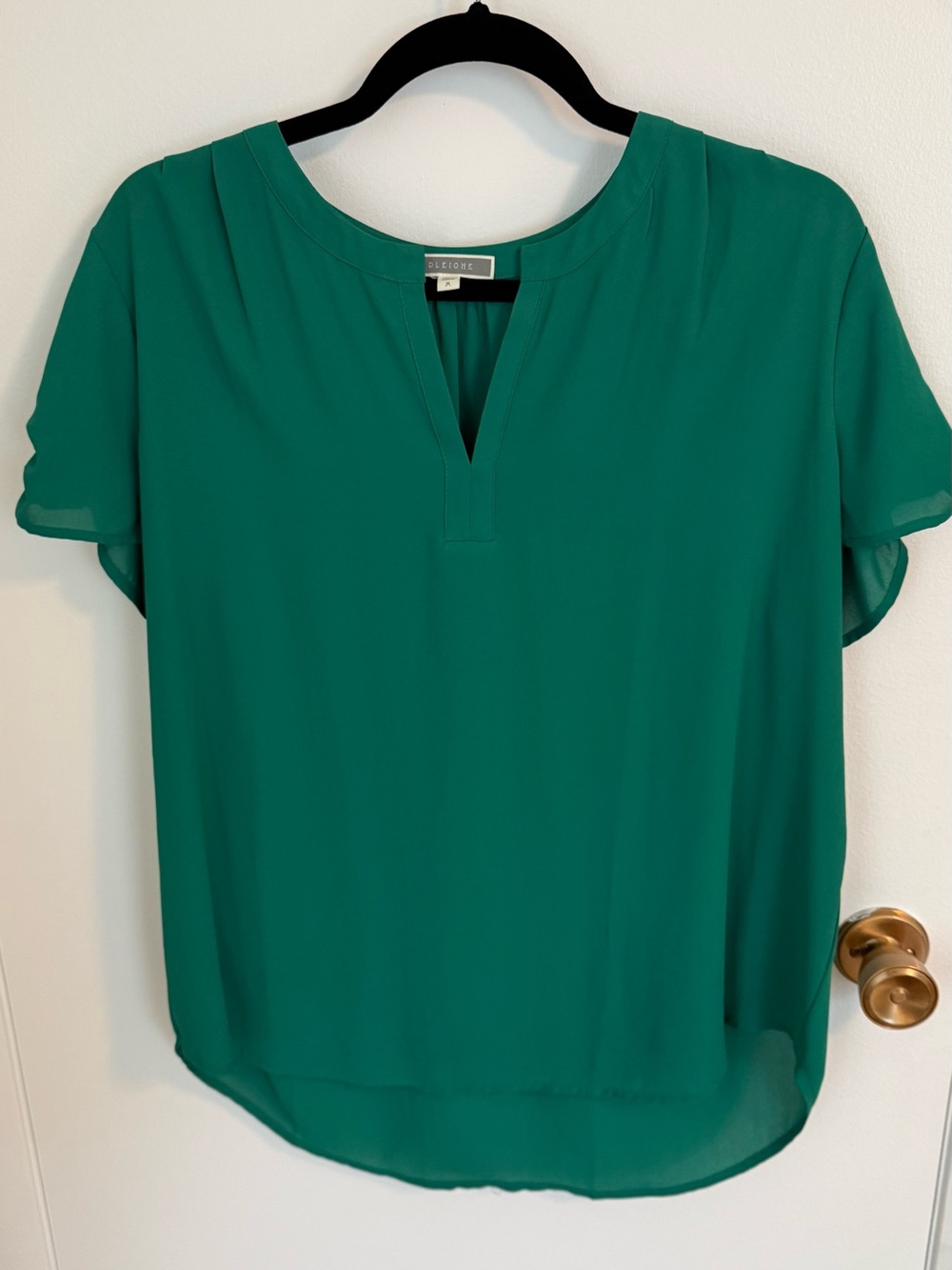 Pleione Green Split V-Neck Short Sleeve Blouse